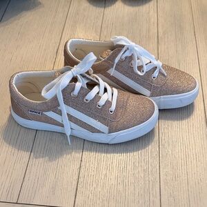 Hurley Kids Glitter Lace-Up Sneakers in Gold Metallic